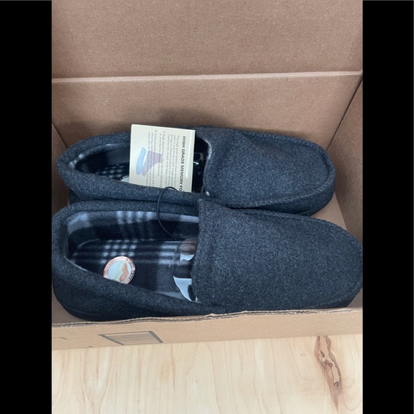 Dena lives warm Ultra soft comfort slippers - Picture 7 of 7